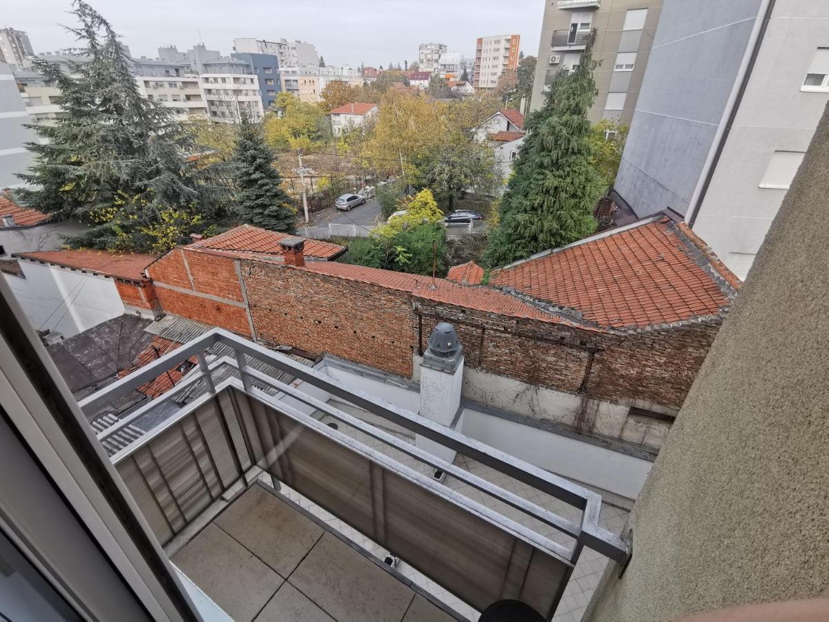 贝尔格莱德Charlie Aviv Park公寓 外观 照片